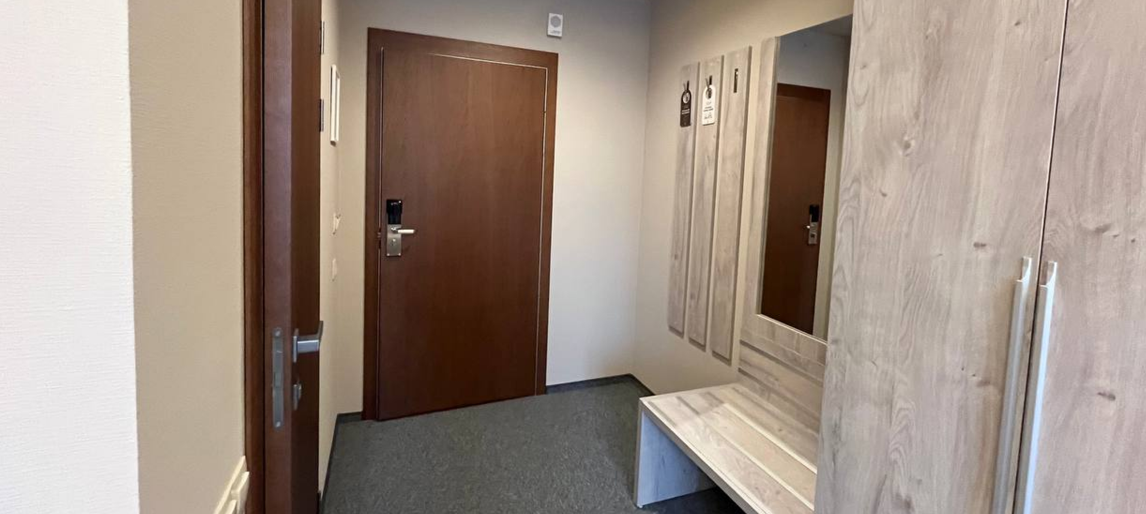 TWN Room 7